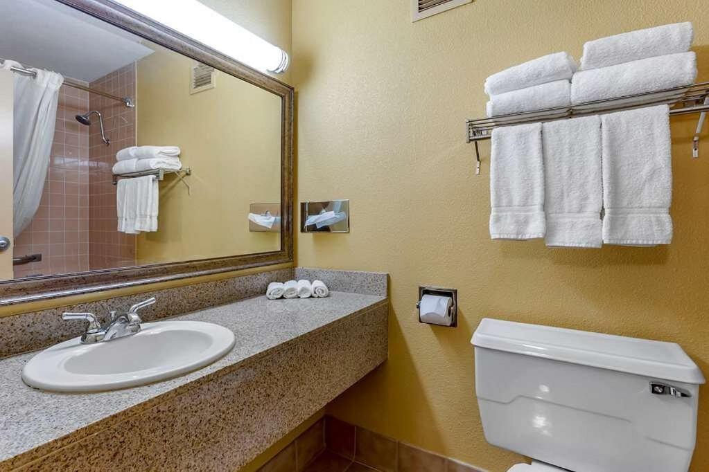 Clarion Inn & Suites, Roswell Eksteriør billede