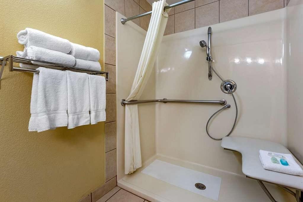 Clarion Inn & Suites, Roswell Eksteriør billede
